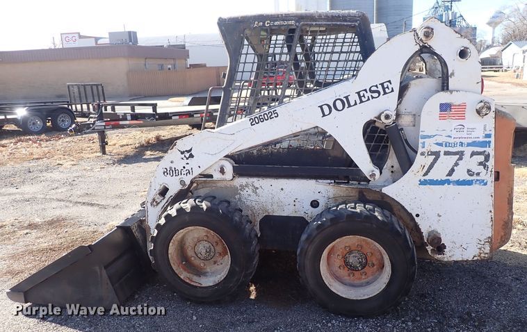 image for item DQ4955 Bobcat 773  skid steer loader