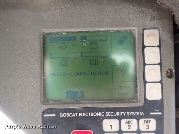 image for item DQ4955 Bobcat 773  skid steer loader