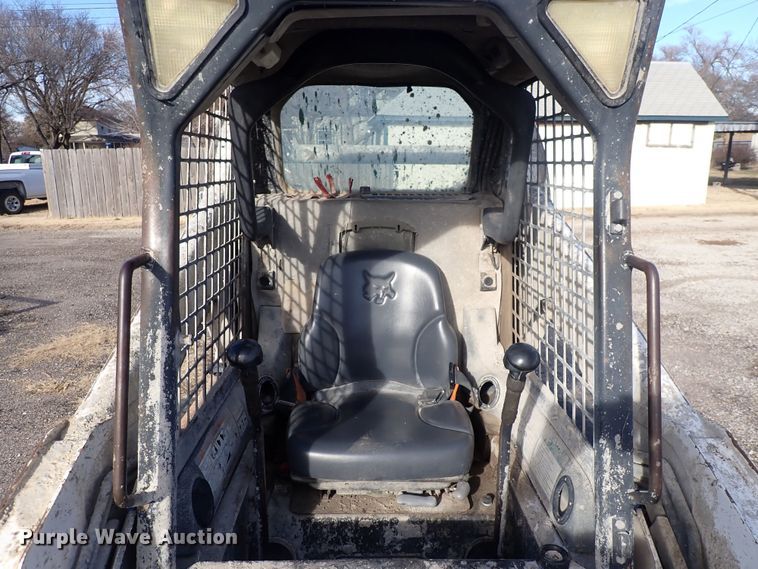 image for item DQ4955 Bobcat 773  skid steer loader