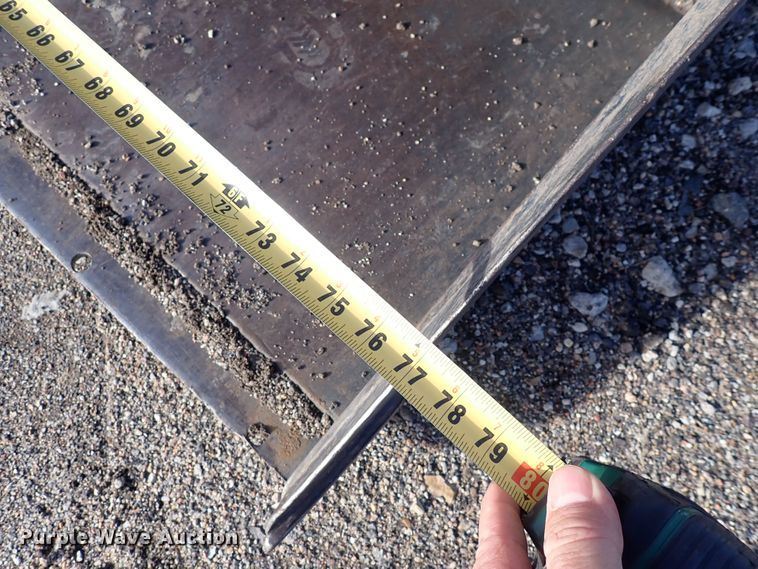 image for item DQ4955 Bobcat 773  skid steer loader