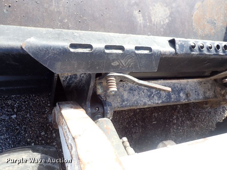 image for item DQ4955 Bobcat 773  skid steer loader