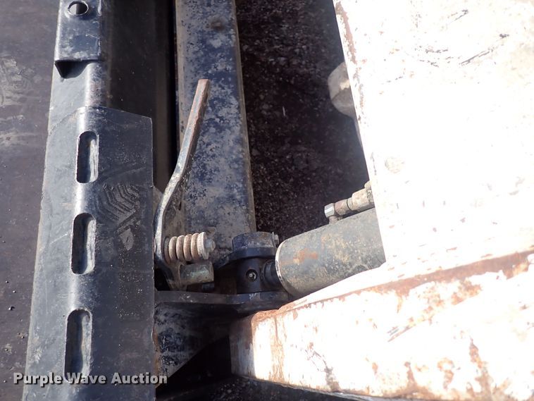 image for item DQ4955 Bobcat 773  skid steer loader