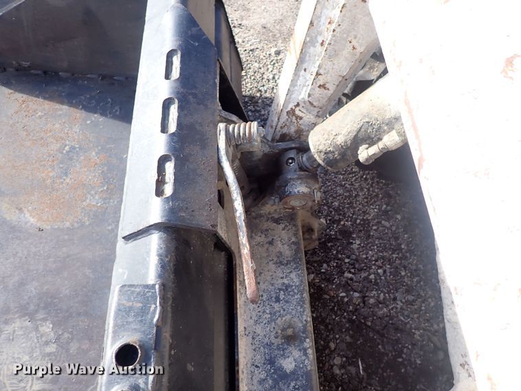 image for item DQ4955 Bobcat 773  skid steer loader