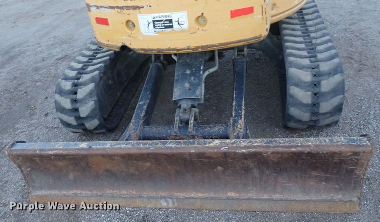 image for item DQ5016 2012 John Deere 35D  mini excavator