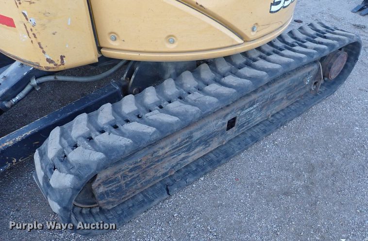 image for item DQ5016 2012 John Deere 35D  mini excavator