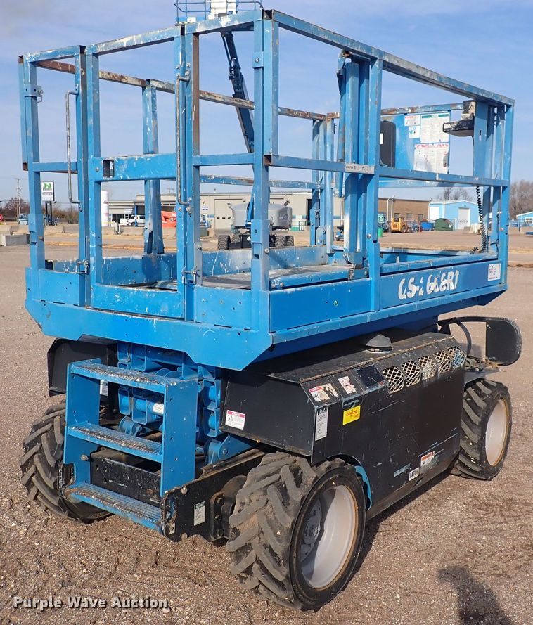 image for item DQ5020 2007 Genie GS-2668  scissor lift