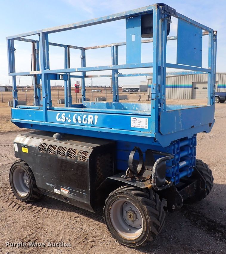 image for item DQ5020 2007 Genie GS-2668  scissor lift