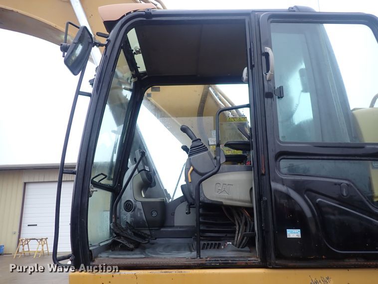 image for item DQ5031 2011 Caterpillar 345D L  excavator