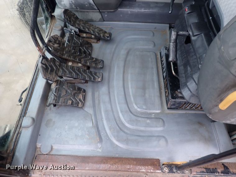 image for item DQ5031 2011 Caterpillar 345D L  excavator