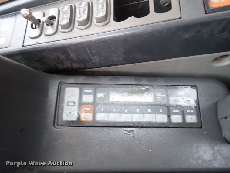 image for item DQ5031 2011 Caterpillar 345D L  excavator