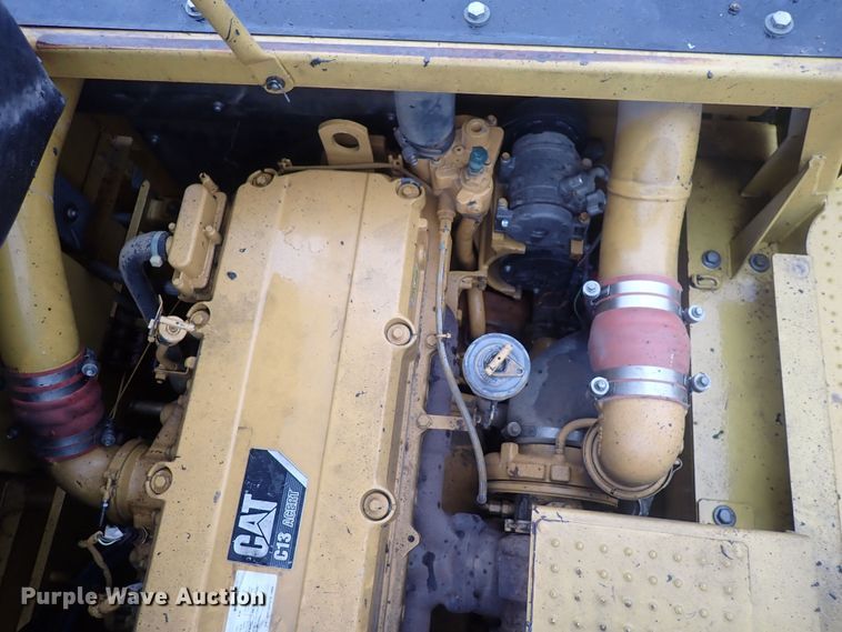 image for item DQ5031 2011 Caterpillar 345D L  excavator