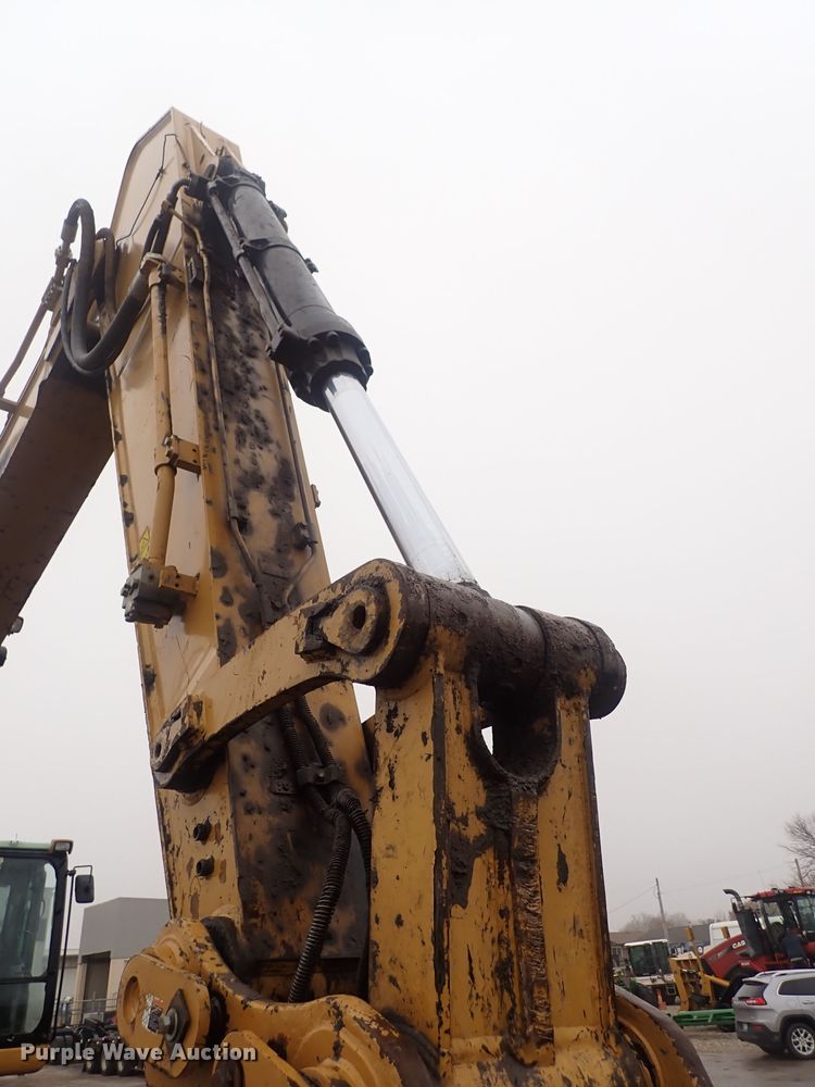 image for item DQ5031 2011 Caterpillar 345D L  excavator