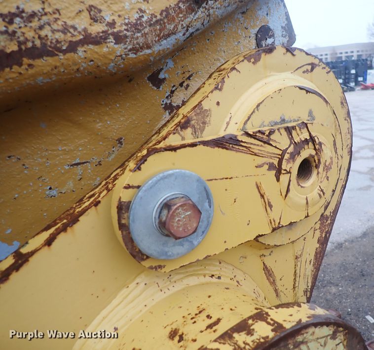 image for item DQ5031 2011 Caterpillar 345D L  excavator