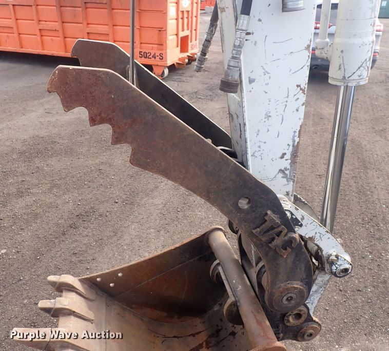 image for item DQ5042 2008 Takeuchi TB153FR  mini excavator