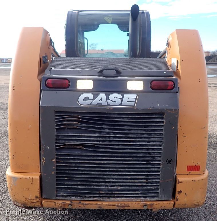 image for item DQ5043 2016 Case SR270  skid steer loader