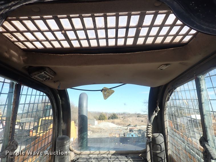 image for item DQ5043 2016 Case SR270  skid steer loader