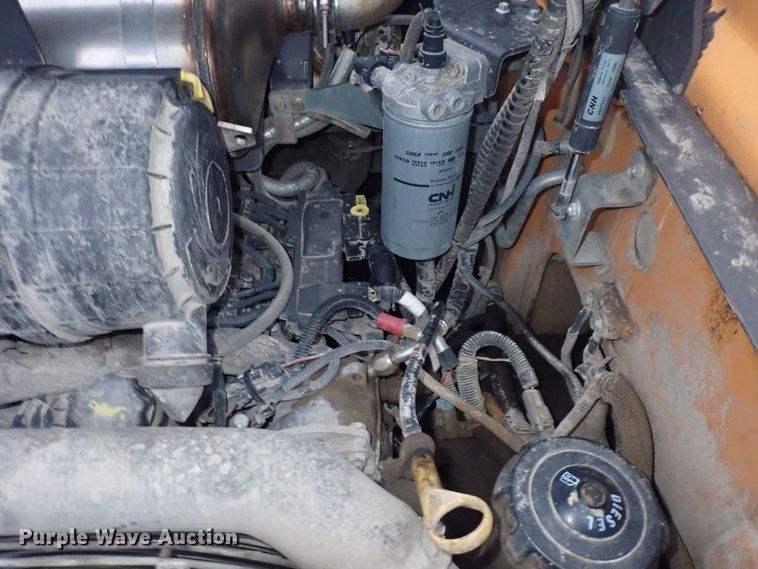 image for item DQ5043 2016 Case SR270  skid steer loader