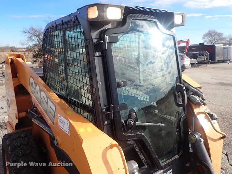 image for item DQ5043 2016 Case SR270  skid steer loader