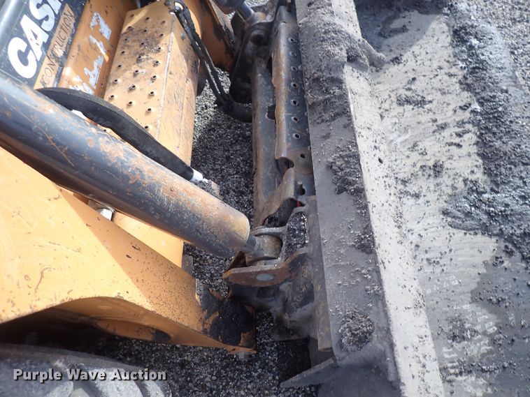 image for item DQ5043 2016 Case SR270  skid steer loader