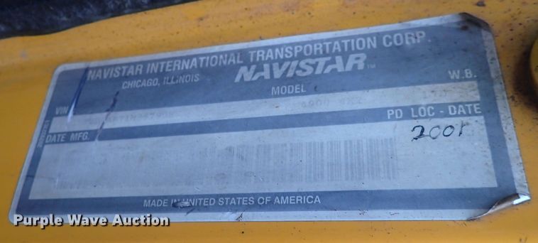 image for item DQ5044 2001 International 4900  dump truck