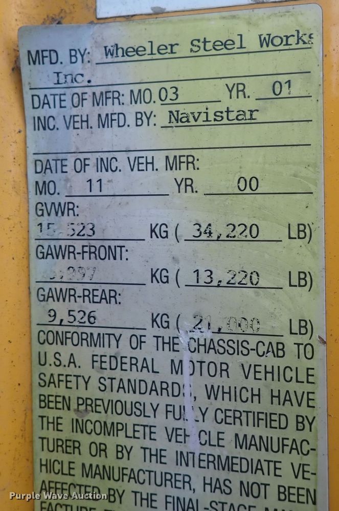 image for item DQ5044 2001 International 4900  dump truck