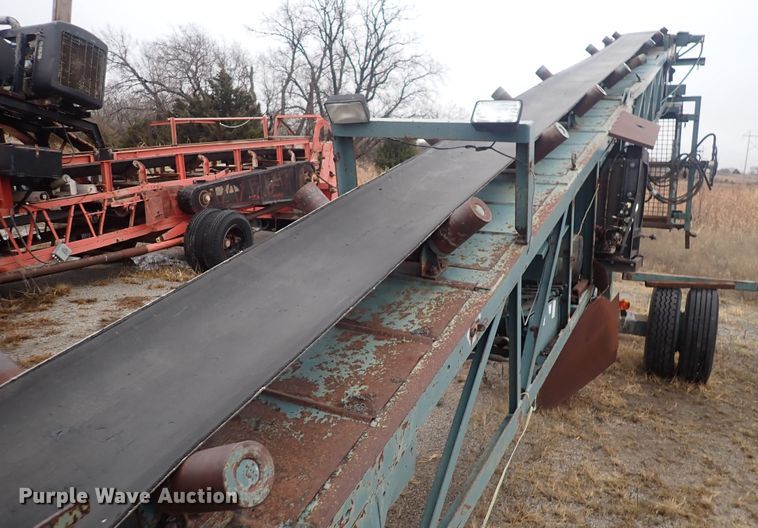 image for item DQ5047 Powerscreen MK2  screening plant