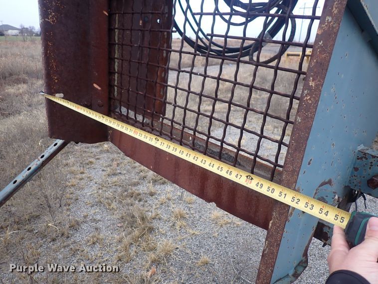 image for item DQ5047 Powerscreen MK2  screening plant