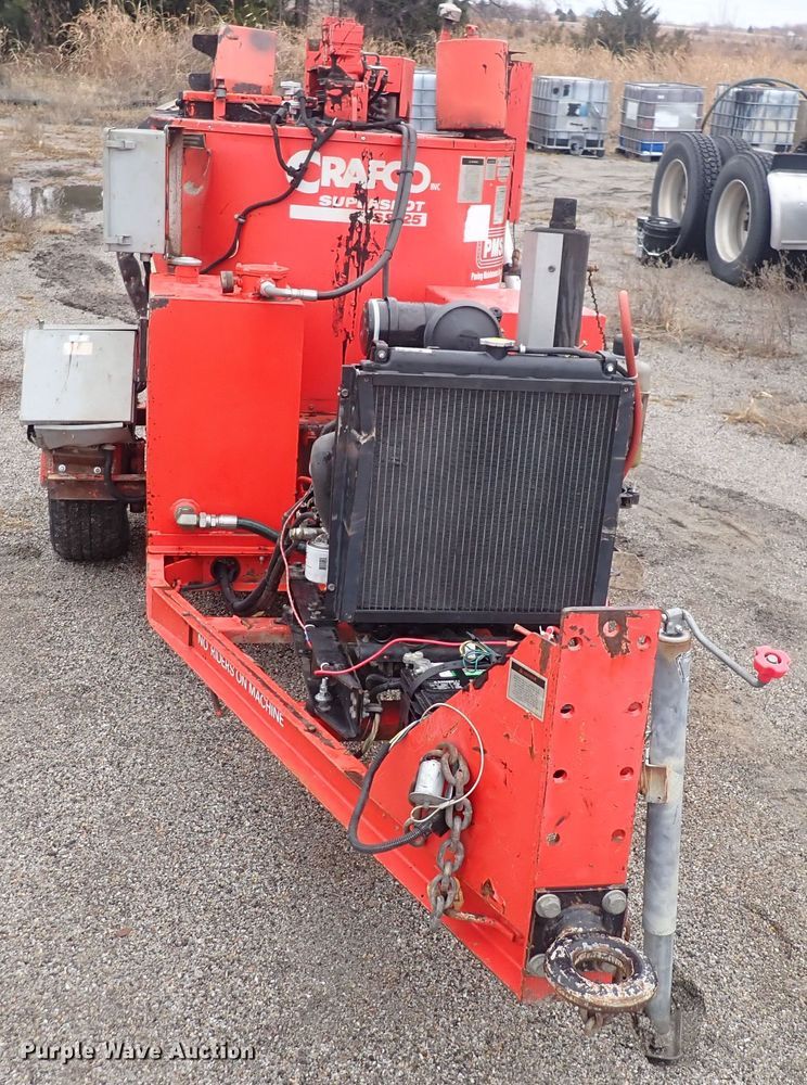 image for item DQ5049 2003 Crafco SS125  melter applicator