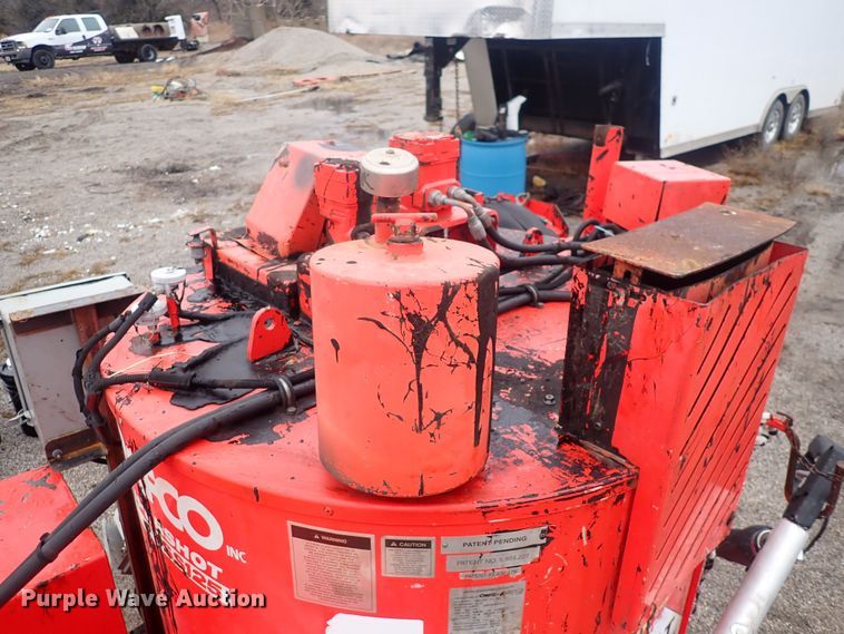 image for item DQ5049 2003 Crafco SS125  melter applicator