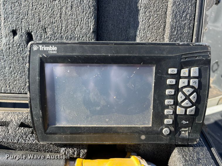 image for item DQ5057 2001 Caterpillar 160H  motor grader