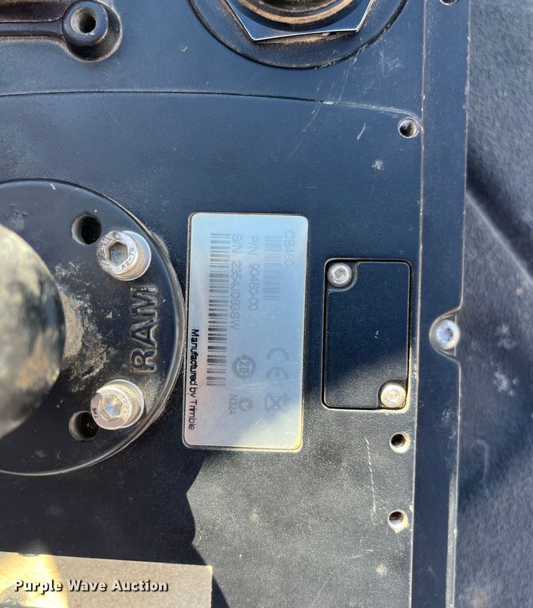 image for item DQ5057 2001 Caterpillar 160H  motor grader