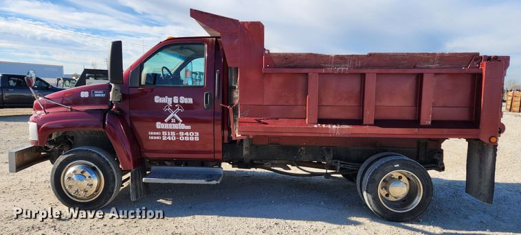 image for item DQ5376 2004 GMC C5500  dump truck
