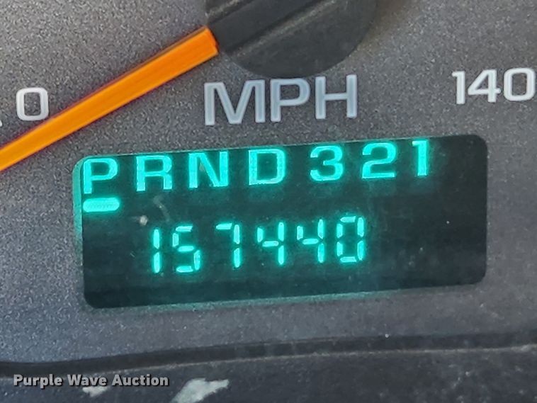 image for item DQ5376 2004 GMC C5500  dump truck