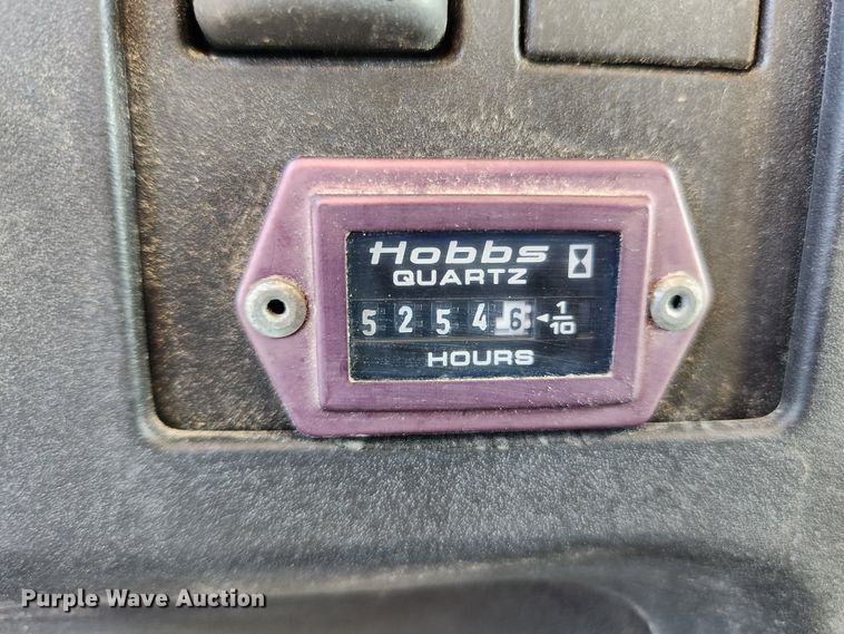 image for item DQ5376 2004 GMC C5500  dump truck