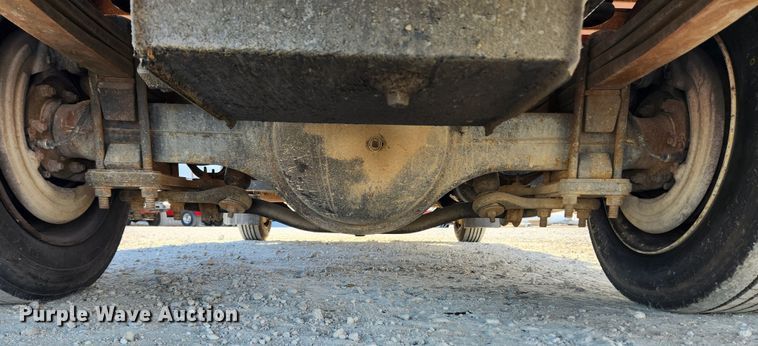 image for item DQ5376 2004 GMC C5500  dump truck