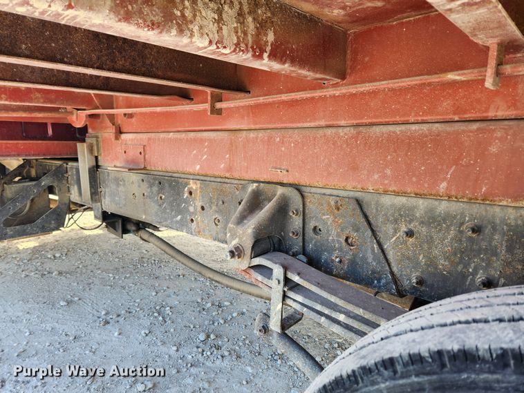 image for item DQ5376 2004 GMC C5500  dump truck