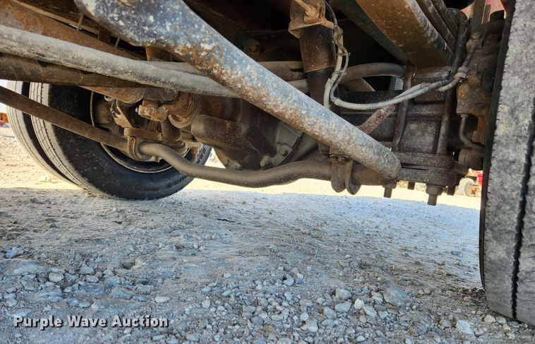 image for item DQ5376 2004 GMC C5500  dump truck