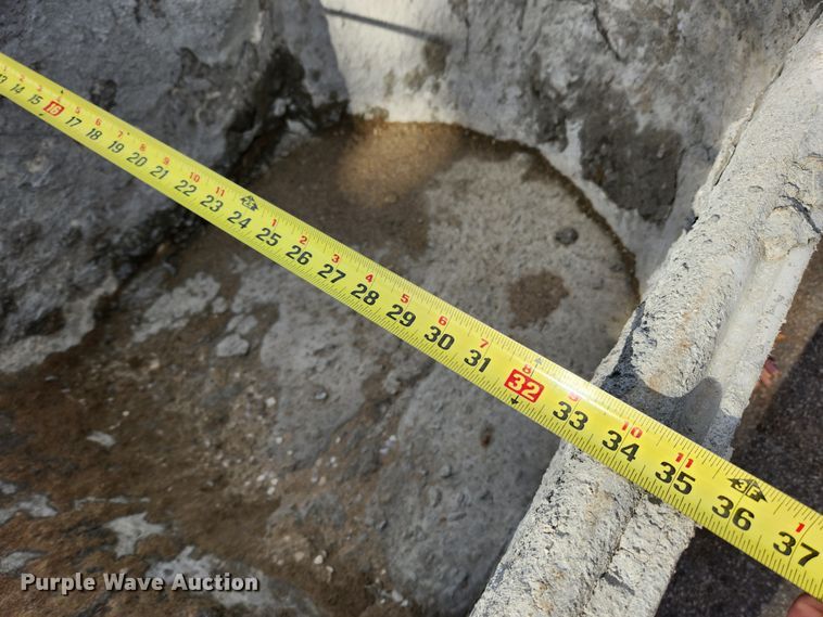 image for item DQ5377 Canycom SC75  concrete buggy