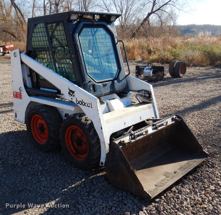 image for item DQ7267 1995 Bobcat 553  skid steer loader