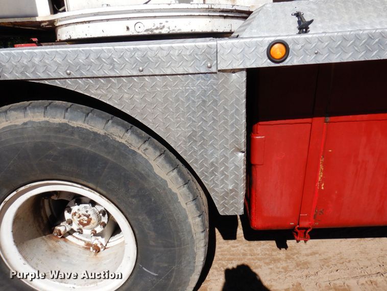 image for item DR0543 1981 Grove 8465G  crane