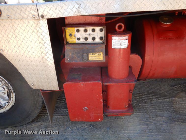 image for item DR0543 1981 Grove 8465G  crane