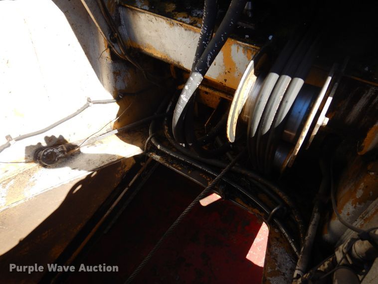 image for item DR0543 1981 Grove 8465G  crane