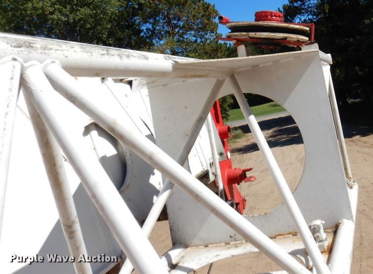 image for item DR0543 1981 Grove 8465G  crane