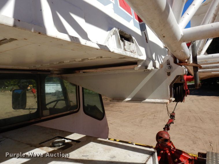 image for item DR0543 1981 Grove 8465G  crane