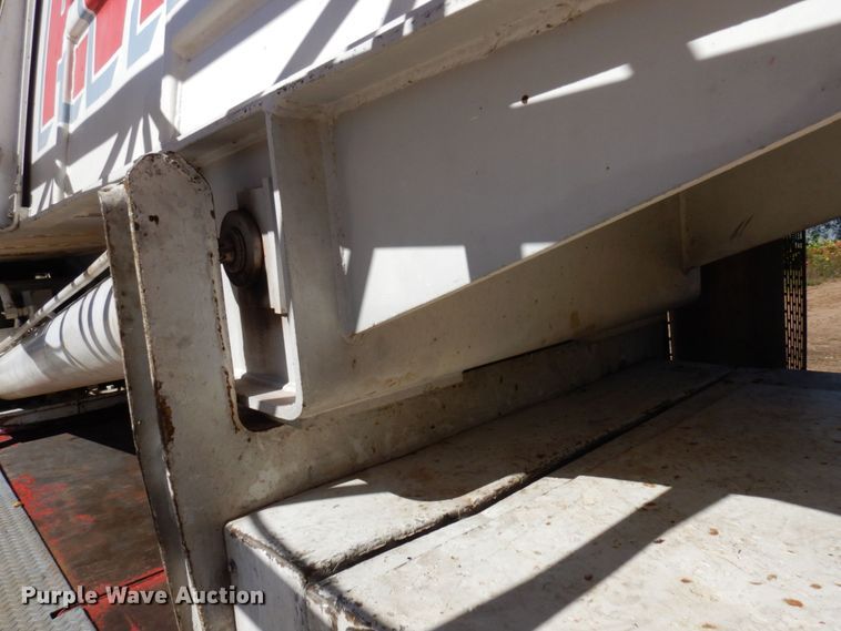 image for item DR0543 1981 Grove 8465G  crane