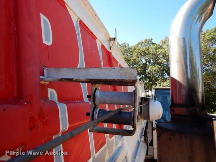 image for item DR0543 1981 Grove 8465G  crane