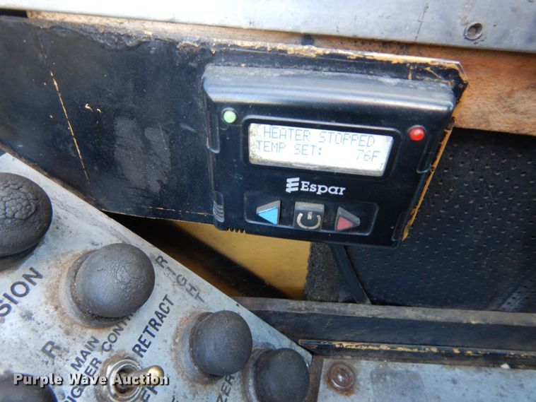 image for item DR0543 1981 Grove 8465G  crane