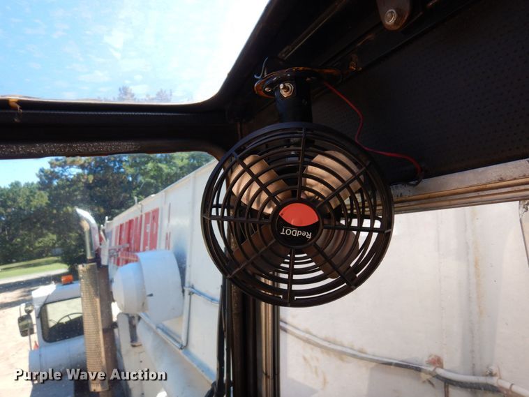 image for item DR0543 1981 Grove 8465G  crane