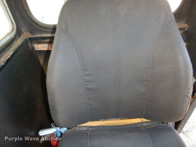 image for item DR0543 1981 Grove 8465G  crane