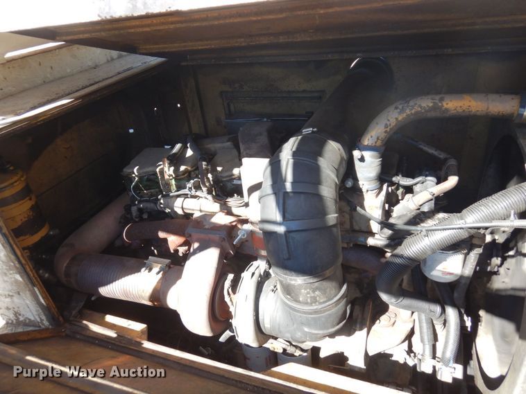 image for item DR0543 1981 Grove 8465G  crane